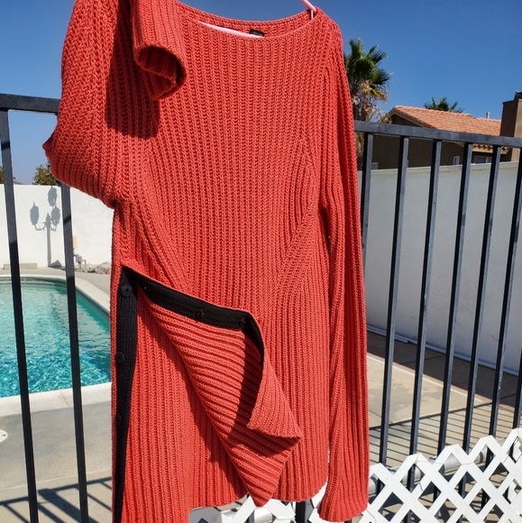 MAG Sweater - Picture 2 of 12